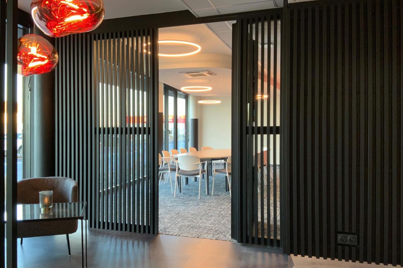 Hotel Akena Troyes - La Chapelle St-Luc Les Noes-pres-Troyes Εξωτερικό φωτογραφία