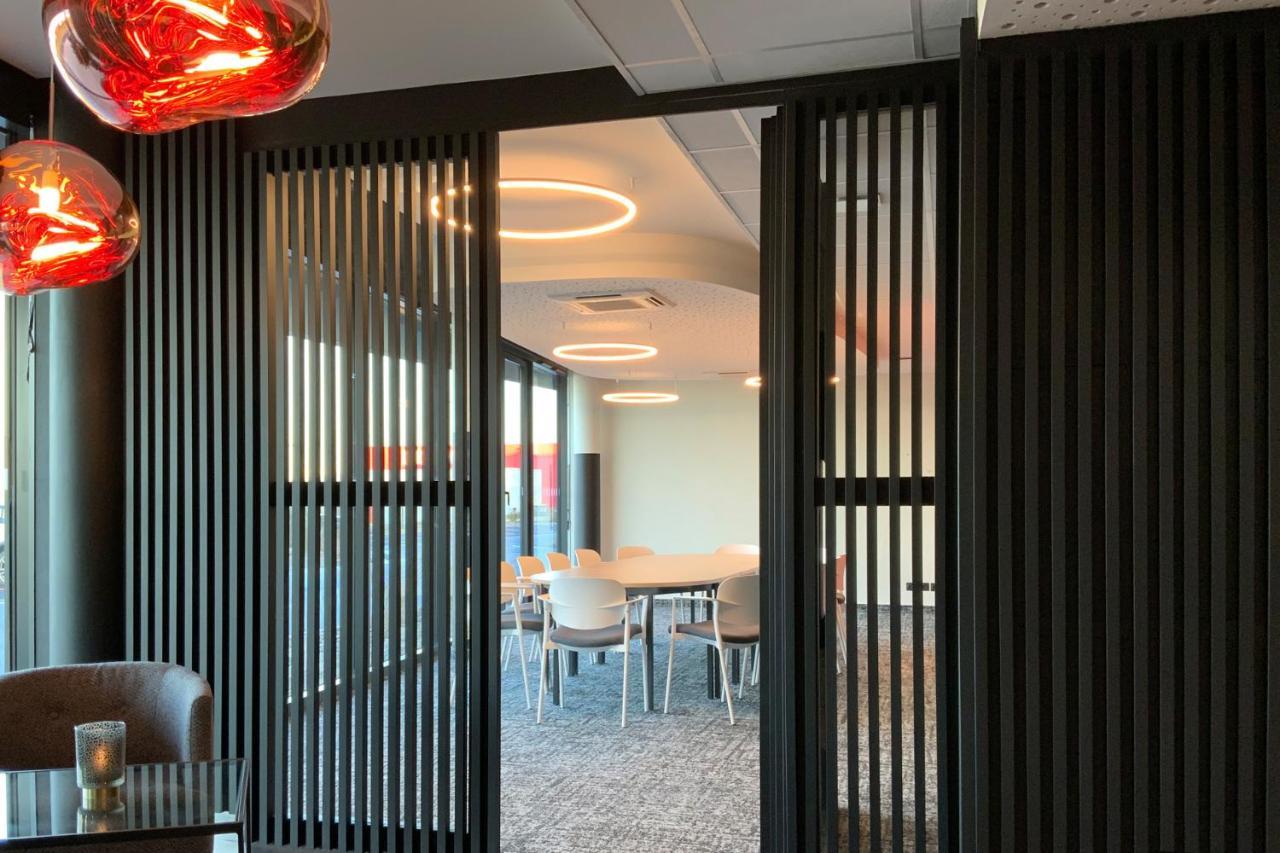 Hotel Akena Troyes - La Chapelle St-Luc Les Noes-pres-Troyes Εξωτερικό φωτογραφία