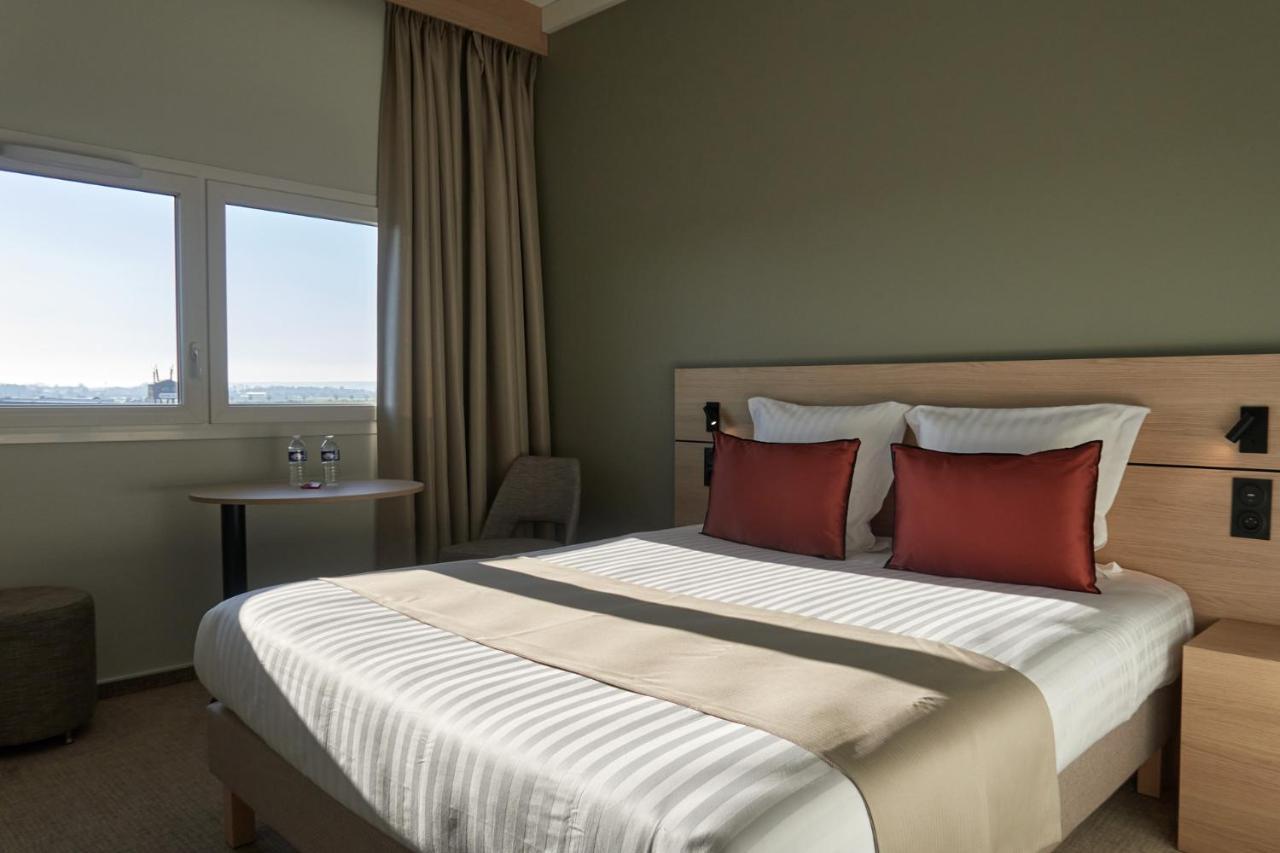 Hotel Akena Troyes - La Chapelle St-Luc Les Noes-pres-Troyes Εξωτερικό φωτογραφία