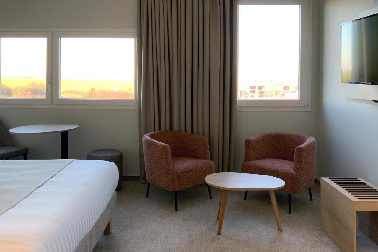 Hotel Akena Troyes - La Chapelle St-Luc Les Noes-pres-Troyes Εξωτερικό φωτογραφία